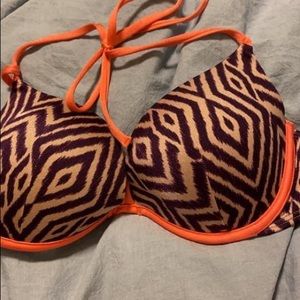 Victoria’s Secret top